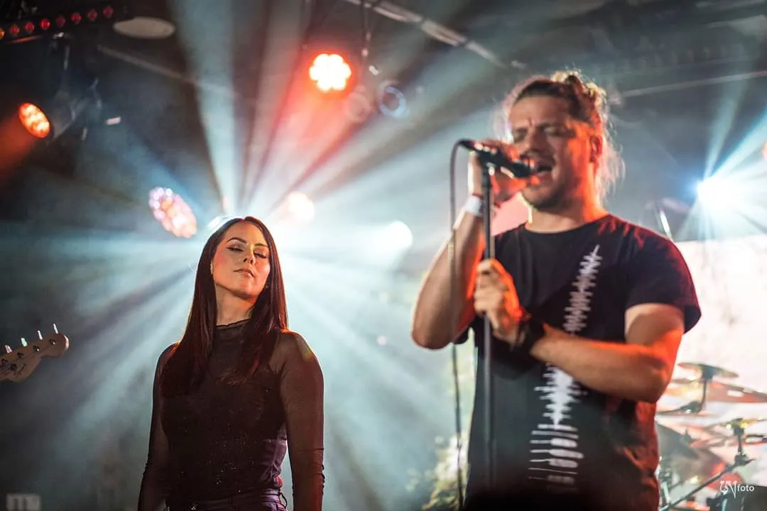Vincze Fruzsina duett-fellépése egy Dream Theatre tribute koncerten az A38 hajón