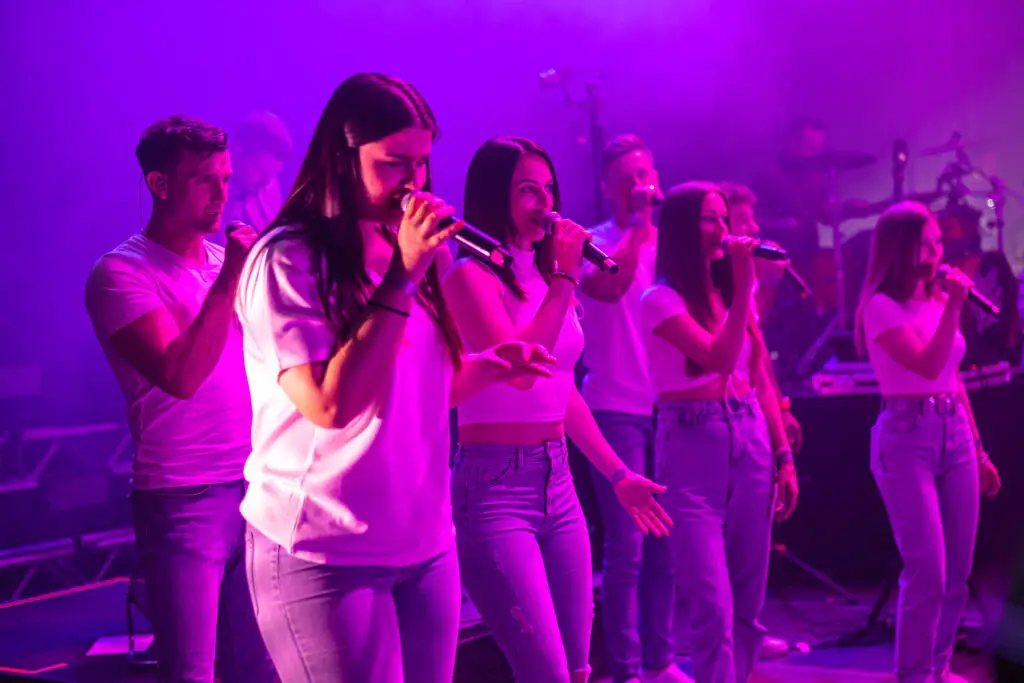 Halott pénz kórus 7