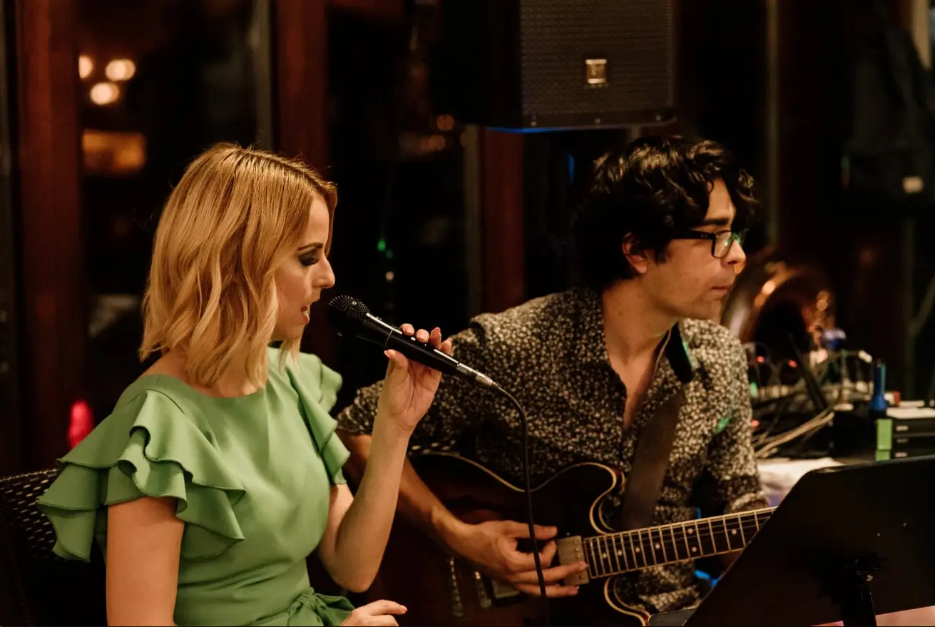 Vincze Fruzsina és Badman werk felvétel studióban